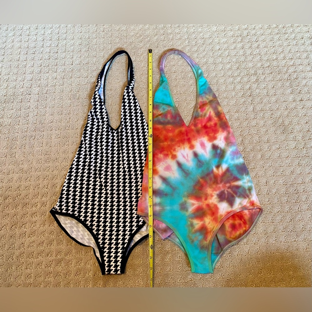 Lot of 2 American Apparel bodysuits - Picture 2 of 5